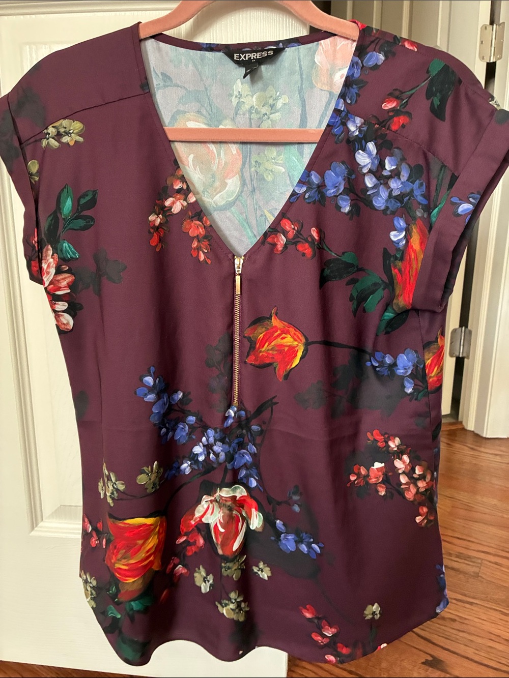 Express Plum Floral Zip V-Neck Blouse